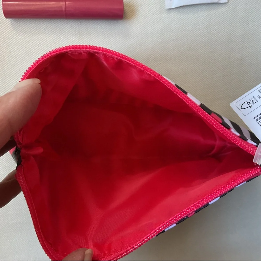 Clinique x Jonathan Cohen Cosmetic bag w/Almost Lipstick Pink Honey NWT